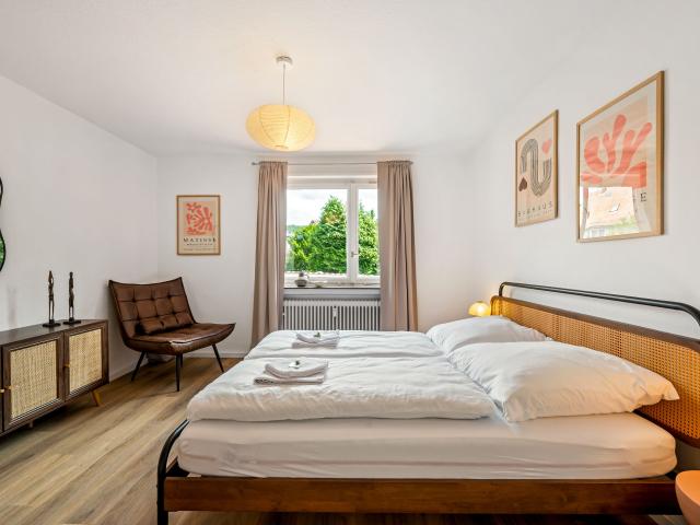 Lahnufer | Central location, balcony, parking