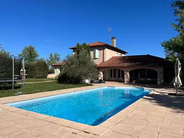 Laizé 71870 Achat / Vente maison 8 pièces t8 terrasse parking