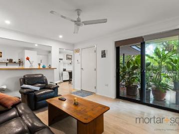 Laid Back Vibes! Furnished and Equipped