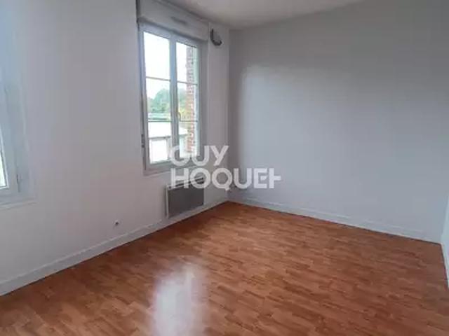 L'Aigle 61300 Location appartement 3 pièces t3 au dernier étage cave