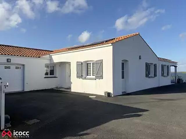 L'Aiguillon la Presqu'île 85460 Achat / Vente maison 7 pièces t7 piscine