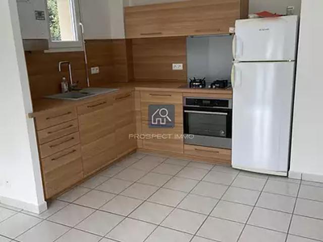 Laissac Sévérac l'Église 12310 Location appartement 2 pièces t2