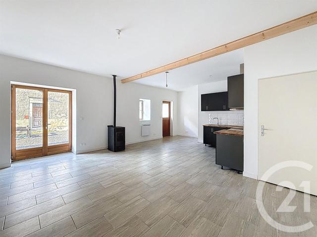 Laissez Vous séduire par cette superbe maison mitoyenne T5 e. 131m² Taninges Praz de Lys Sommand
