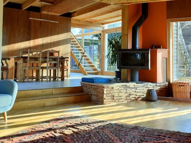 Superbe maison d’architecte en ossature bois sur parc arboré de plus de 2,8 hectares