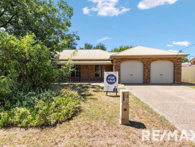 Lake Albert Family Home
