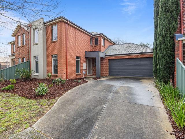 Lake Gardens, 38 Lake Gardens Avenue