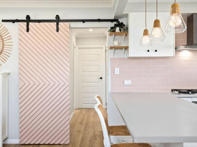 Lake Illawarra, 6 Elouera Street