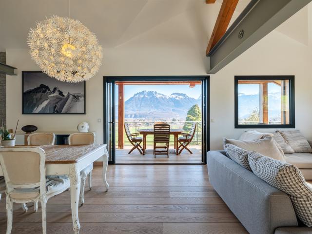 Lake Lodge, chalet contemporain offrant une vue panoramique. 174m² Saint Jorioz