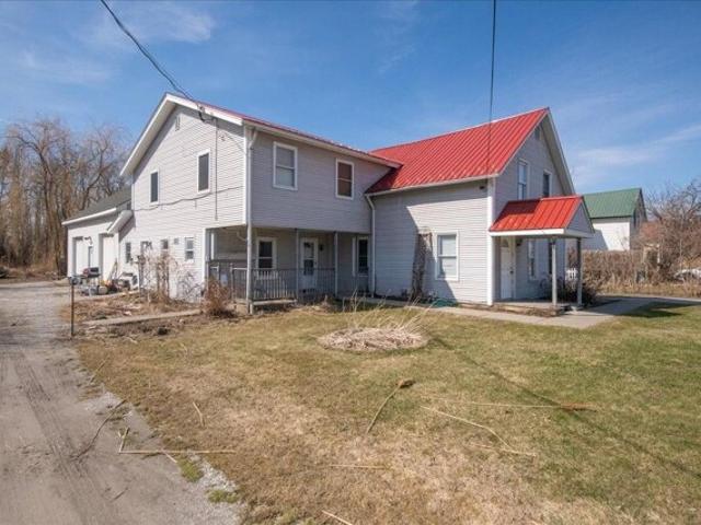 Lake Rd, Saint Albans Town, Home For Sale
