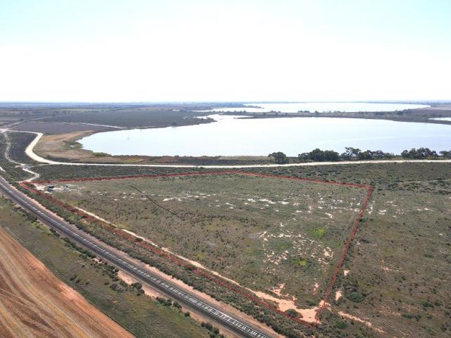 Lake Side Block