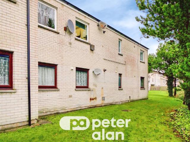 Lake View Close, Porthcawl, CF36 1 bed flat to rent £800 pcm £185 pw