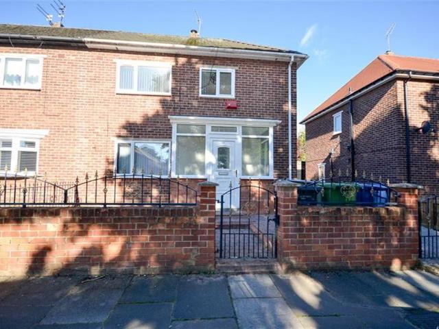 Lake View, Hebburn 3 bed semi detached house to rent £900 pcm £208 pw