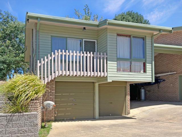 Lake View Rental 12 Month Lease Preferred, 6 Month Considered