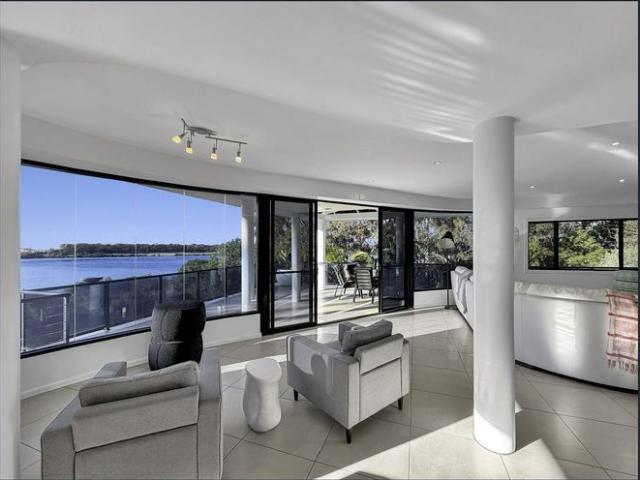 Lake Views & Boardwalk Mornings APPLY CODE RENTME
