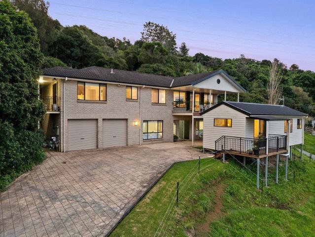 LAKE VIEWS, SPACE & INCOME