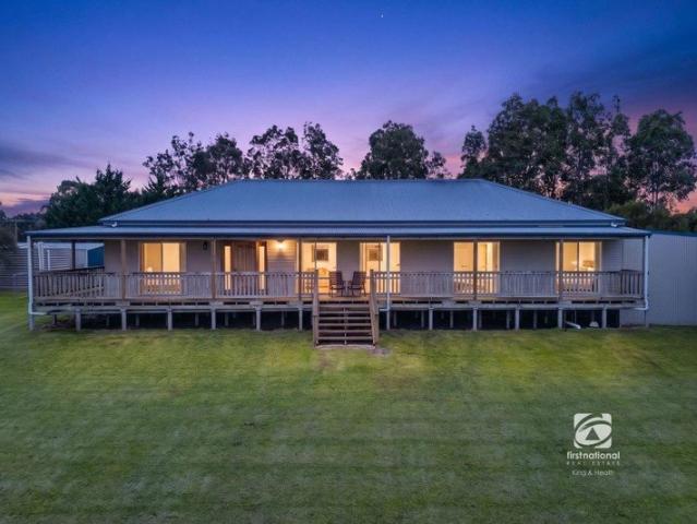 LAKE VIEWS, ULTIMATE PRIVACY & INCREDIBLE INFRASTRUCTURE