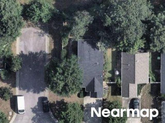 Lake Woodard Dr