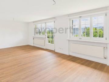 Lake Zurich dream home: Exclusive duplex with lake view and own garden area