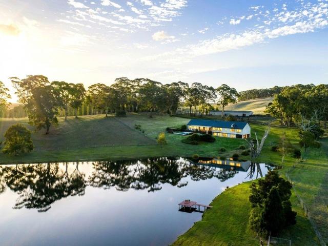 LAKECREST | Inspired Country Luxury Where Lifestyle & Nature Connect