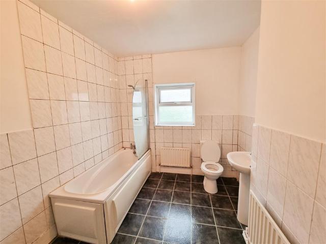 Lakehall Road, Thornton Heath