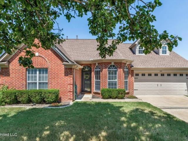 Lakemont Dr, Southaven, Home For Sale