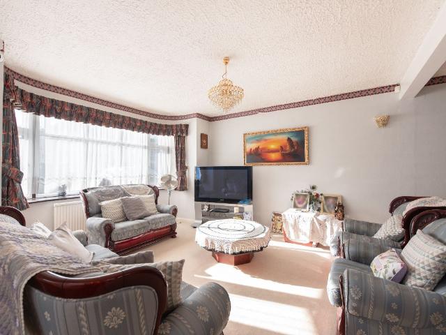 Lakenheath, London N14, 3 bed semi detached house to rent, £4,200 pcm | PrimeLocation