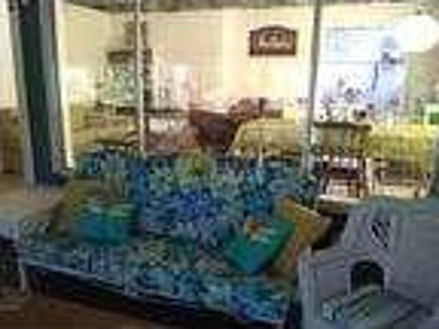 Lakeside 4 bed house in Sidney