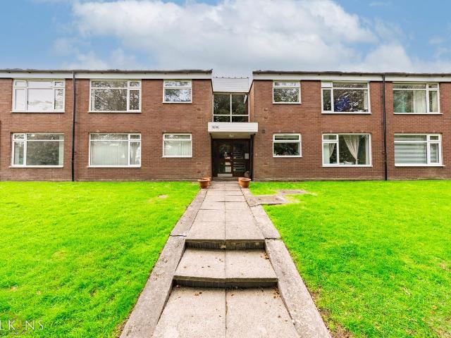 Lakeside Walk, Birmingham, West Midlands B23, 2 bed flat to rent, £995 pcm | PrimeLocation