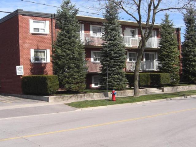 Lakeside Apartments