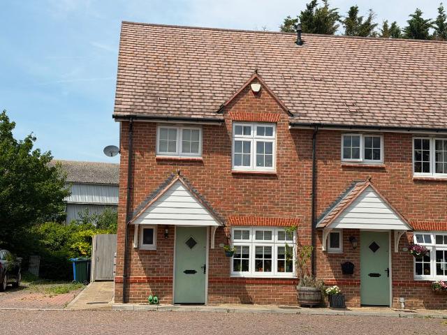 Lakeside Close, Lakeside Avenue, Faversham ME13, 3 bed terraced house to rent, £1,450 pcm | PrimeLocation