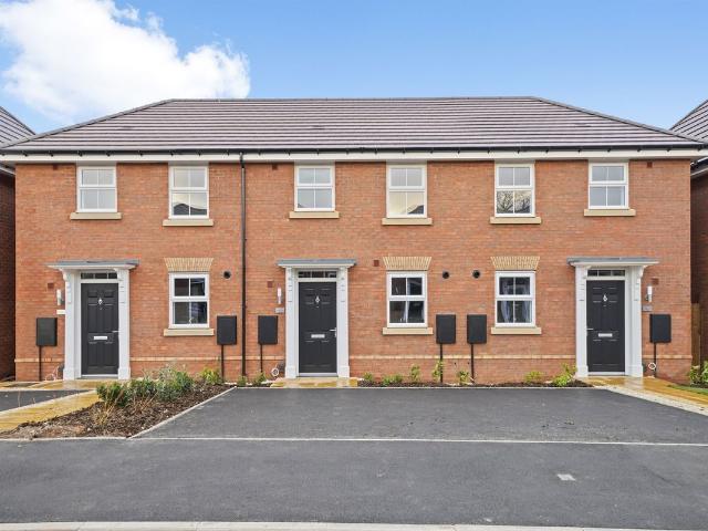 Lakeside CV33, 3 bed end terrace house to rent, £1,550 pcm | PrimeLocation