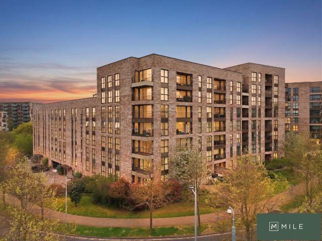 Lakeside Drive NW10, London, 1 bed flat to rent, £1,700 pcm | PrimeLocation
