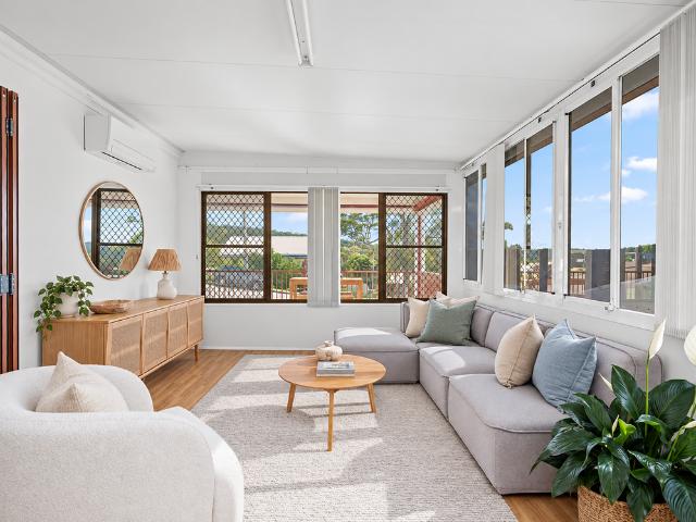 Lakeside Lifestyle with Plenty of Space
