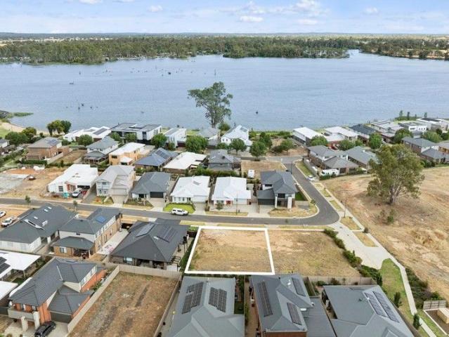 Lakeside Living Awaits