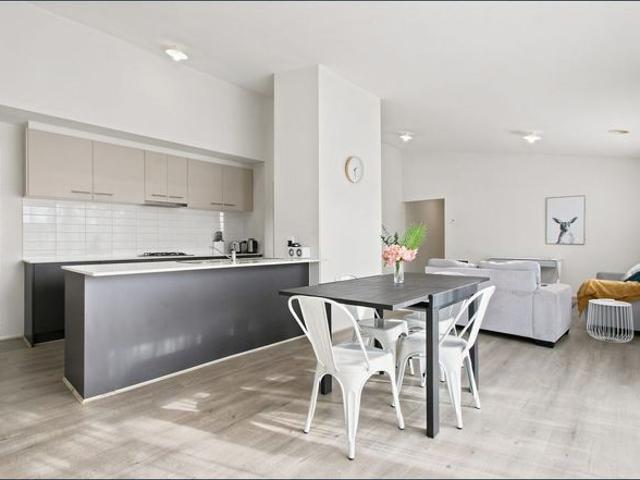 Lakeside Living Right Here in Traralgon