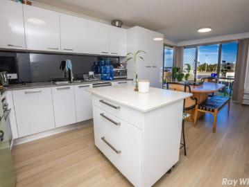 Apartment to rent in Booti Booti - Parking