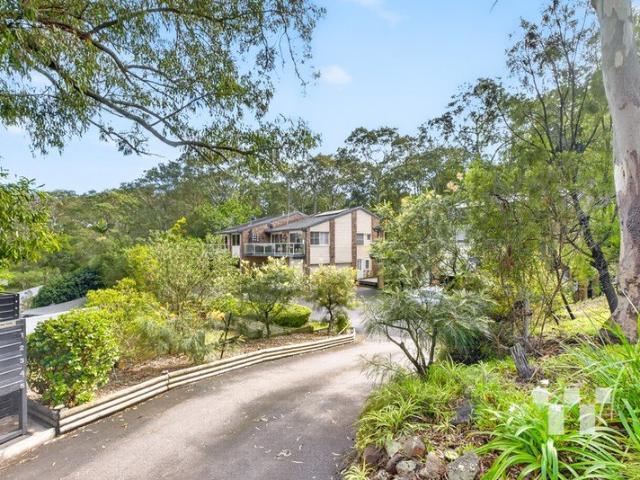 Lakeside Living with Beautiful Kilaben Bay Views