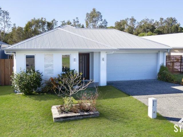 Lakeside Living With Direct Access To Walking Tracks