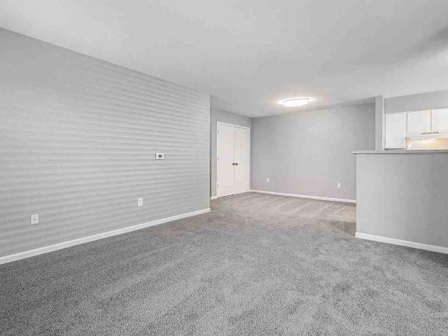 Lakestone Apartments 2 Bedroom Apartment for Rent at 4275 Eyrie Dr, Ann Arbor, MI 48103