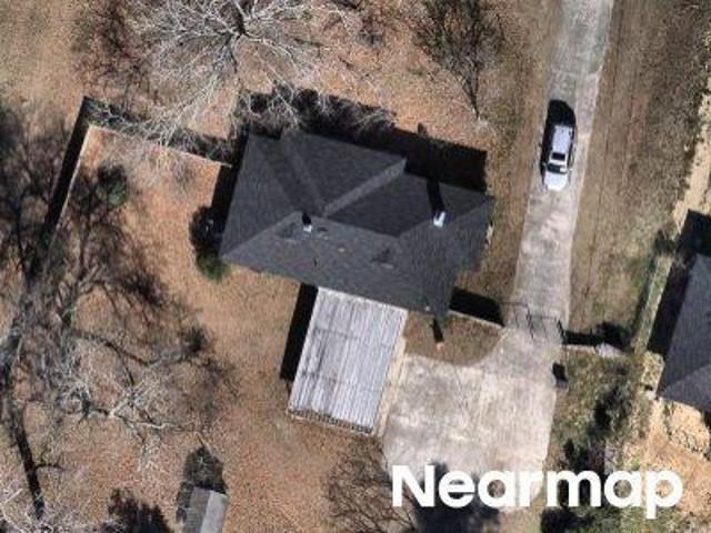 Lakewood Dr