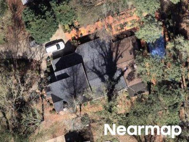 Laketree Dr