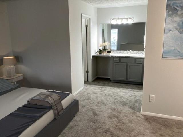 Lakeview 1 Bedroom Apartment for Rent at 200 Summit Lake Dr, Stone Mountain, GA 30083