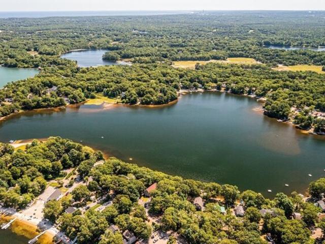 Lakeview Blvd, Plymouth, Home For Sale
