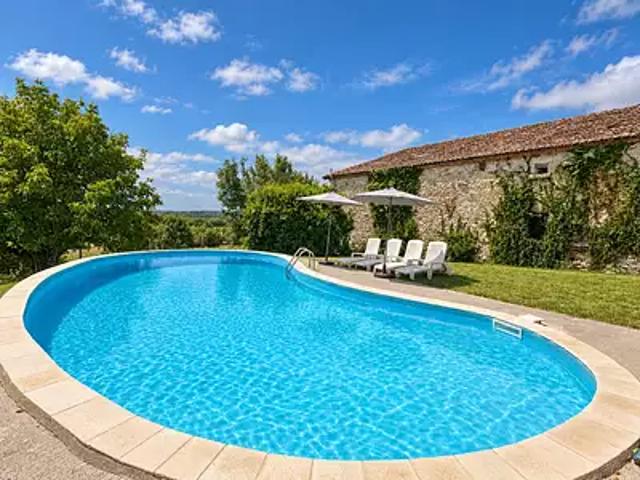 Lalandusse 47330 Achat / Vente maison 8 pièces t8 piscine terrasse