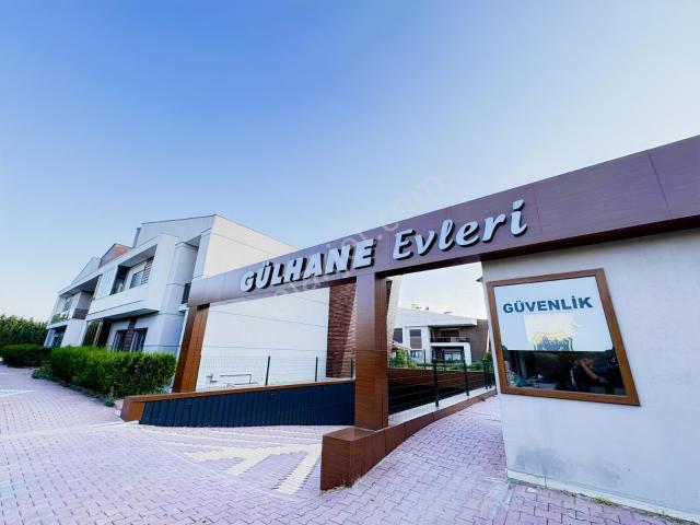 lalebahçe Mh. Gülhane Evleri'nde Prestijli Yaşam | 5+1 Satılık
