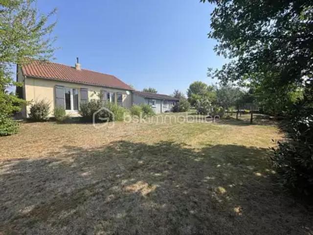 Pressignac Vicq 24150 Achat / Vente maison 4 pièces t4 piscine terrasse