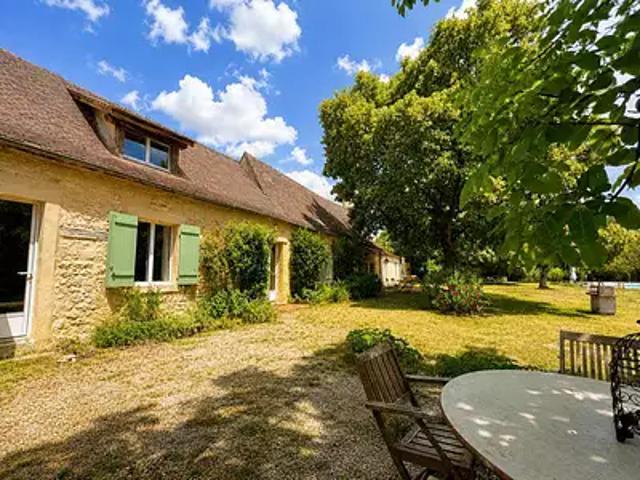 Lalinde 24150 Achat / Vente maison 7 pièces t7 parking