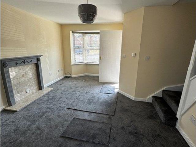 Lapwing Close, Basingstoke RG22, 2 bed terraced house to rent, £1,475 pcm | PrimeLocation