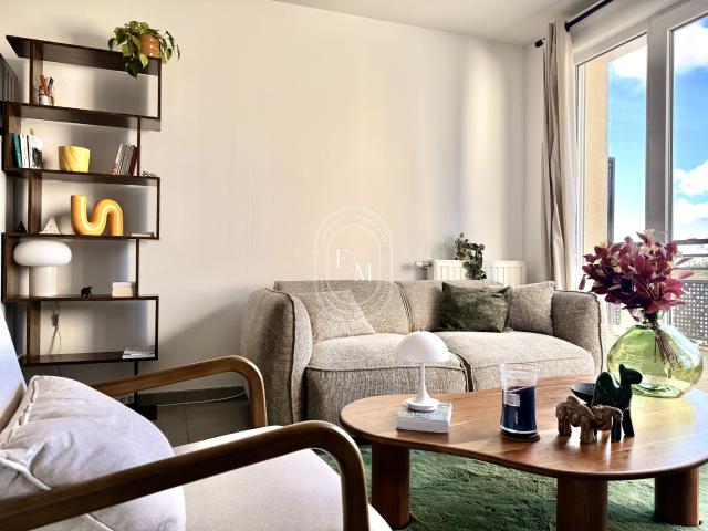 L'appartement suspendu