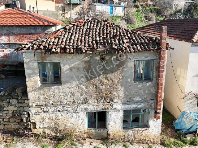 Lapseki Gökköy’de Müstakil İki Katlı Avlulu Kargir Ev